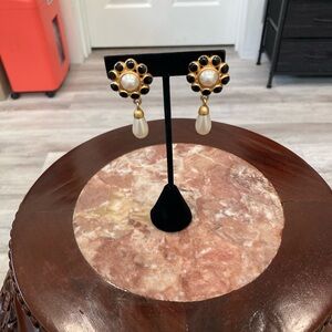 Pre-Loved Black Enamel/Faux Pearl Flower Dangle Earrings
